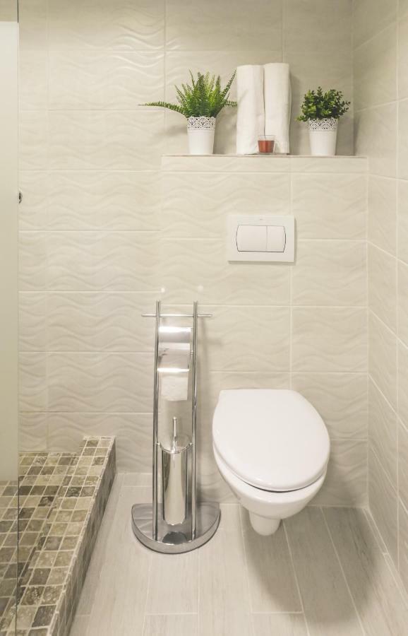 Victoria Duplex Apartament Apartment Bucureşti Ngoại thất bức ảnh